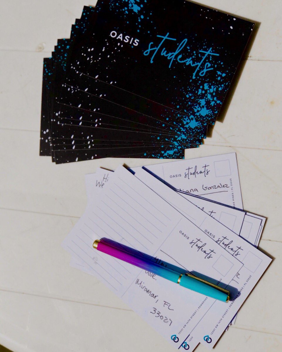oasisstudentsFL's tweet photo. MONDAYS are for post cards 💥
-
•
If you or your friend visited us for the first time this past Thursday, keep a look out for one of these sent to your home✊🏼 -
•
WELCOME TO THE FAM https://t.co/MpxqGMeo4V