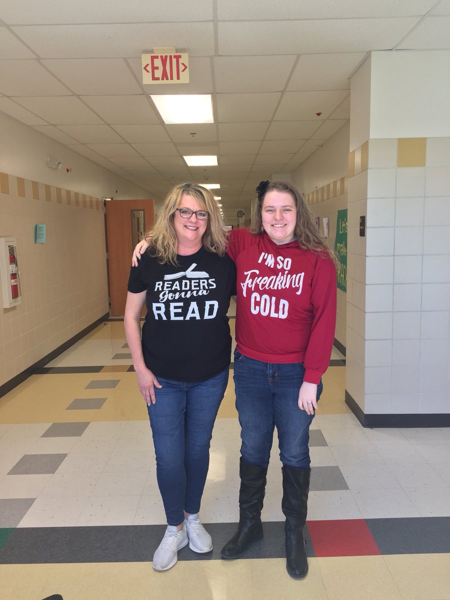 krumnowk's tweet photo. Happy to be asked by this sweet girl to accompany her to #topdog2019 @RoyseCityHS https://t.co/SLFjXK5zAw