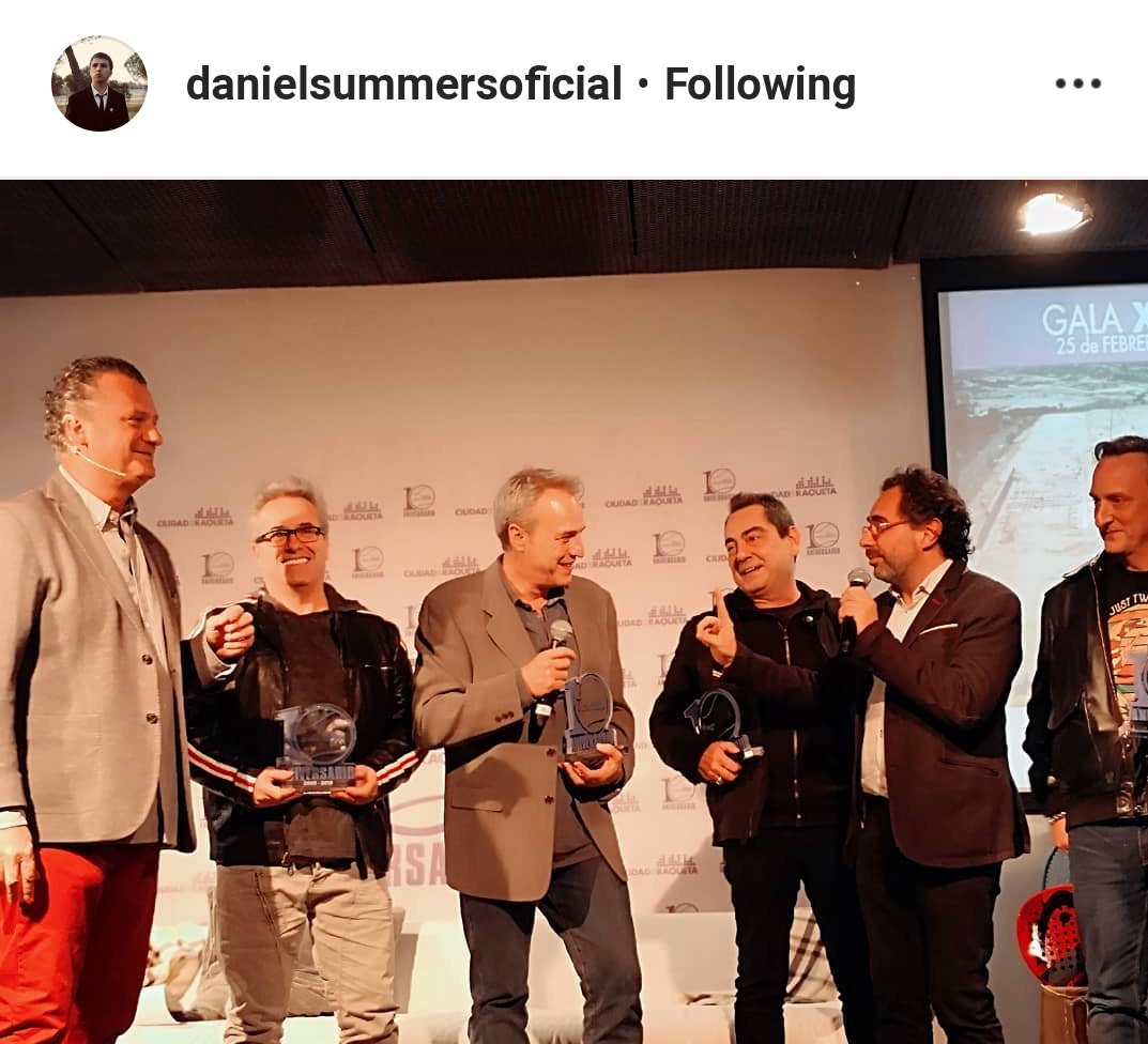 Esta Noche @HombresG en @ciudadraqueta
@_DanielSummers_ desde Instagram 📸
'Segundo premio merecido... #CiudadDeLaRaqueta'

@Dani_Mezquita
@DavidSummersHG
@rafahg