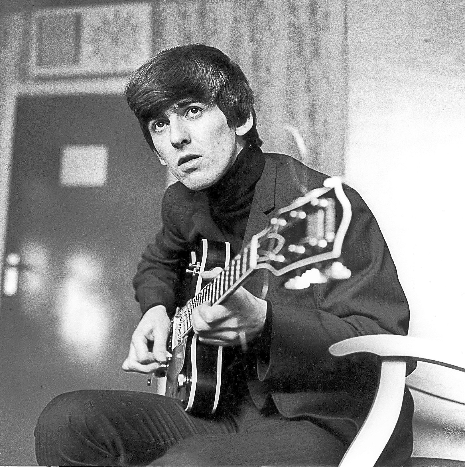 Happy birthday to George Harrison! He was born today in 1943. 