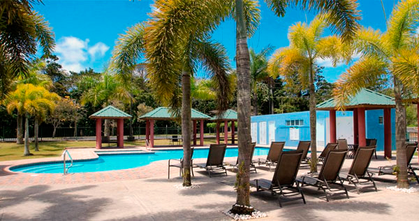 ofertadeldiapr's tweet photo. Estadía de 3 días y 2 noches para 4 personas en semana o wikén en Cidra Country Club. Incluye desayuno continental.  #Oferta desde $149: https://t.co/WKc9ftCFLy 
#Ofertadeldia https://t.co/GEHLwMw0le