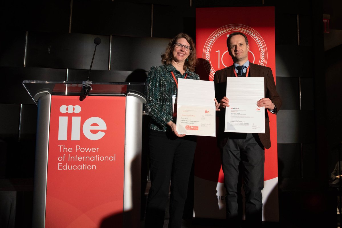 agnesscott's tweet photo. Last week, Agnes Scott College accepted the Heiskell Award for Scholars as Drivers of Innovation because of the SUMMIT curriculum. #LeadingEverywhere https://t.co/BnjmlFuKNH