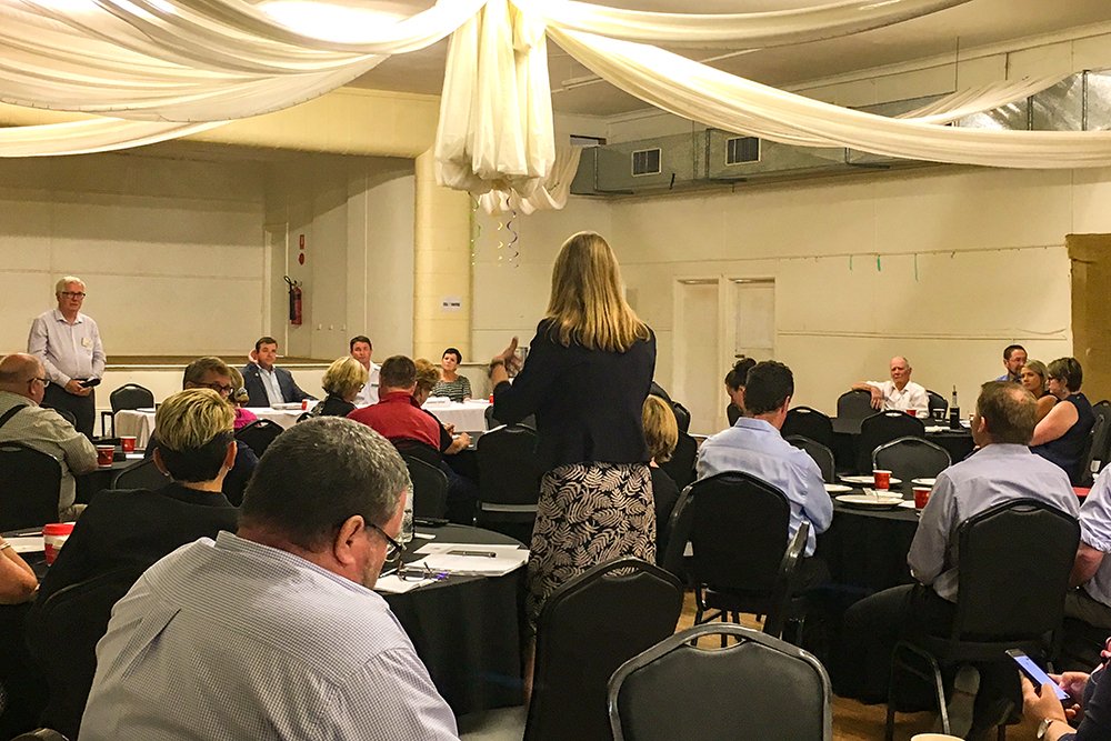 LGNSW's tweet photo. 25 days until NSW election, LGNSW asks candidates for seat of Barwon how they would support public #libraries. Strong support and $ on table from country @NSWLabor and LNP is great news...still need commitments to double, index and protect it
#RenewOurLibraries #nswpol #nswvotes https://t.co/msaZYcT91Z
