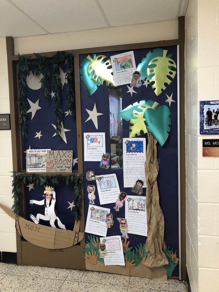 _AmandaFry's tweet photo. Kicking off #ReadAcrossAmerica with a daily #DEAR time. @MES_EPTSD #readacrossamerica2019 #ReadAcrossAmericaWeek #DrSeuss #njed #piachat #LeadLAP #eptsd https://t.co/eqIuTmeFTO