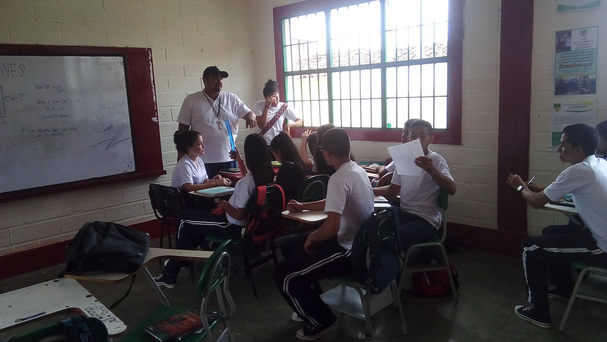 alejo_carcamom's tweet photo. Complejo tecnológico minero agroempresarial CTMAE, presente en el corregimiento La  Floresta - Yolombo Antioquia, formando jóvenes proactivos talentosos con el deseo de trabajar para la transformación de las comunidades rurales. https://t.co/jlz56uVkrX