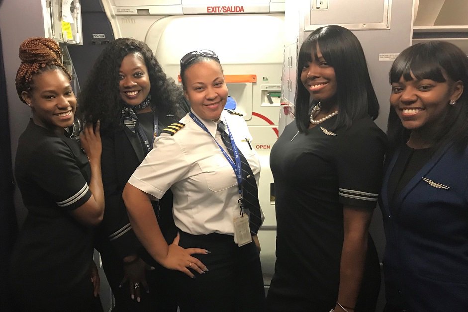 ✈️ BTW graduate Malorie Ligons flies for United Airlines and is a successful African-American female pilot in a male-dominated field. She told us “If you want it bad enough, you can do it and be the best person you can be, not what people expect you to be.” #BlackHistoryMonth