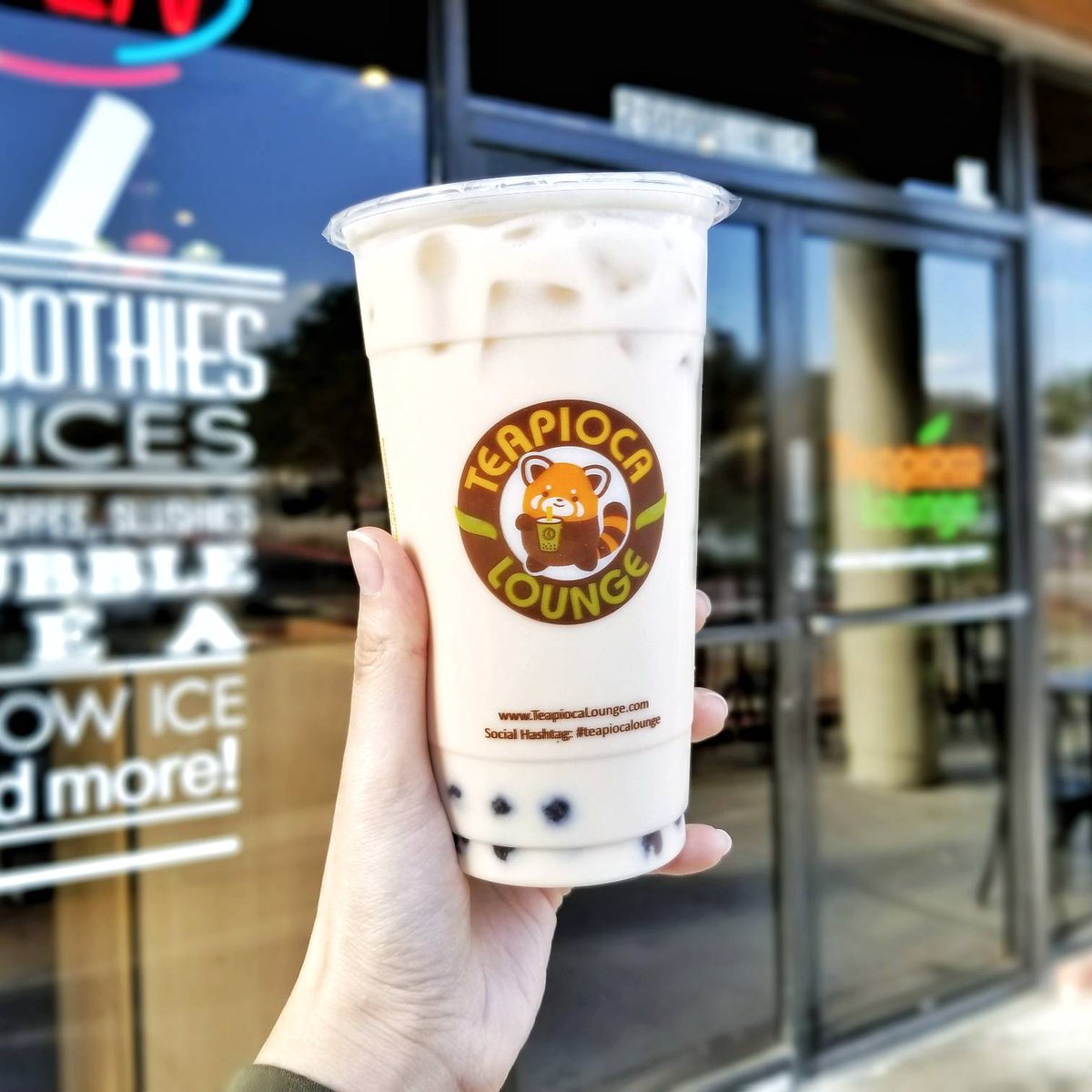 teapiocalounge's tweet photo. Who's loving our new cup designs!? π
.
.
.
#teapiocalounge #teapioca #bobatea #boba #bubbletea #milktea #tea #tealife #tealove #bobaaddict #atxeats #instafood #instalike #instadaily https://t.co/M0y3e7OHO0