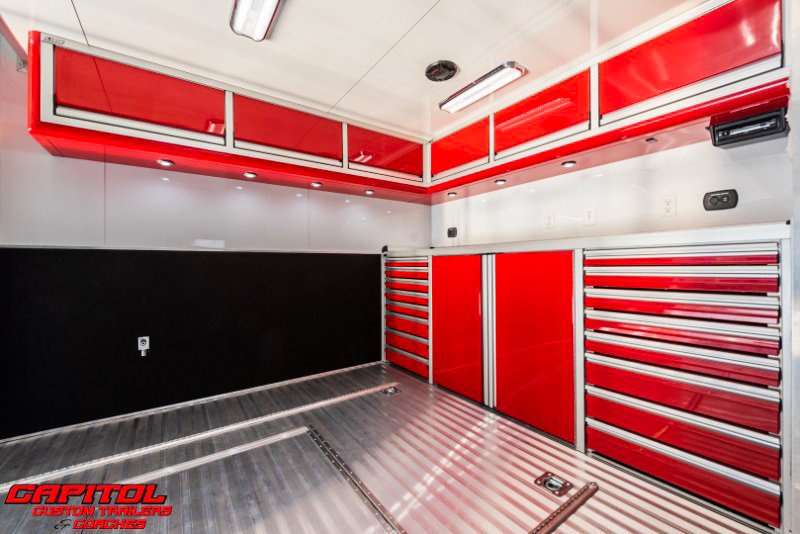 _CTech's tweet photo. Our dealers are simply the best! When it comes to storage quality, longevity, and functionality, the team at @CapitolRenegade knows exactly what to suggest to their clients!
#webuilditbetter #mule #utv #trailer #cabinets #organization #toterhome #customcoach #racing #offroad https://t.co/k8PCiykLbN