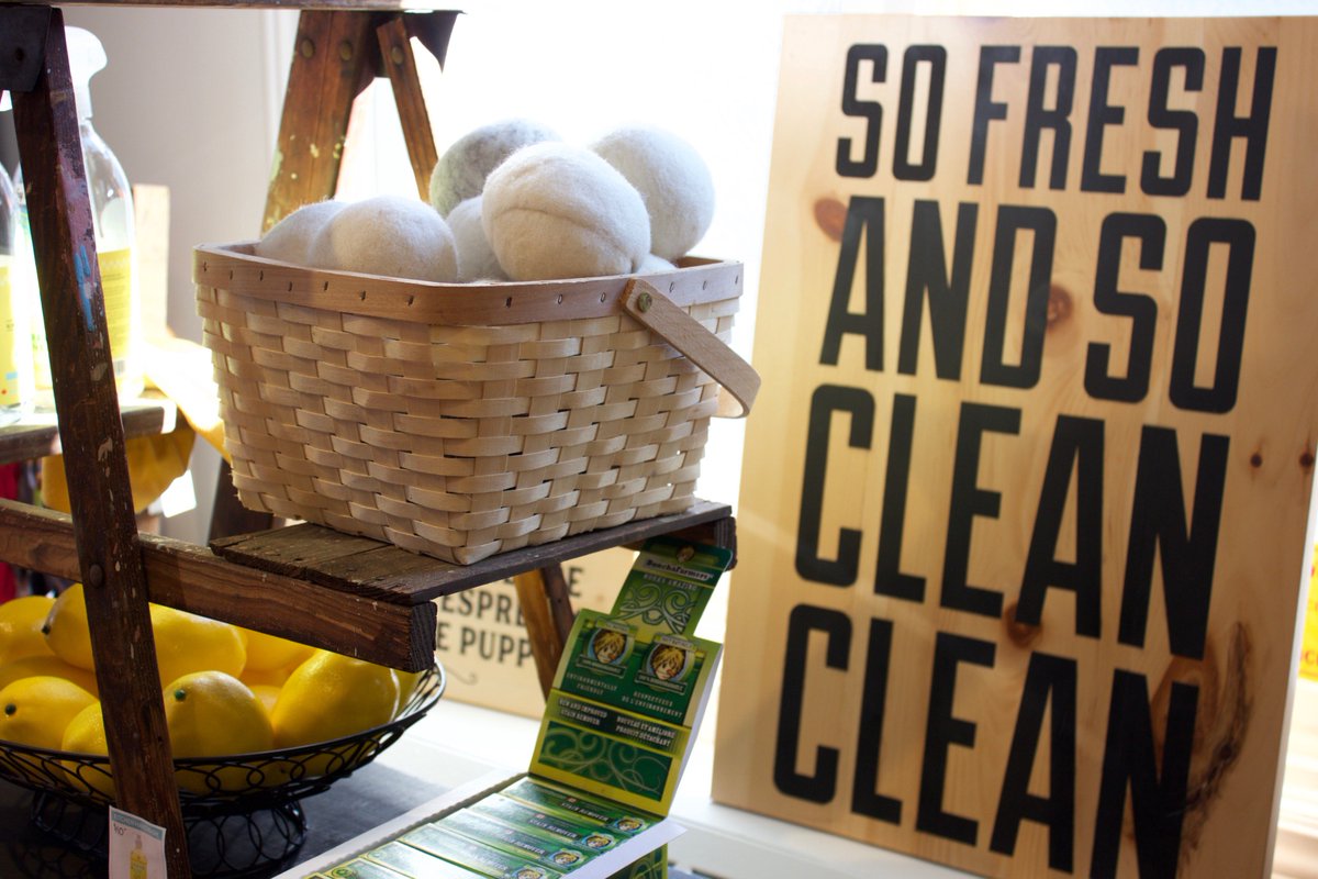 toogood_general's tweet photo. #ReduceToxins and waste in your home with Wool Dryer Balls! Add a few drops of Lavender #EssentialOils and allow it to absorb into your dryer balls before use. #TooGoodGeneralStore https://t.co/CRJVPvefJ3