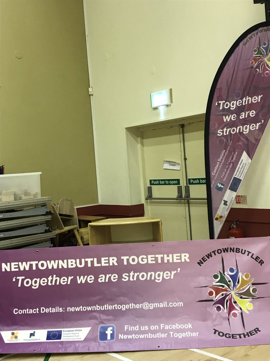 Actn4ChildrenNI's tweet photo. Great evening talking to families in lovely Newtownbutler about support available locally in partnership with @NIDACTS Thank you to Newtownbutler Together for hosting this community event #Awarenessraising #FermanaghFamilySupportHub #SexualHealthAwareness @WesternHSCTrust https://t.co/9wUIOYF70R