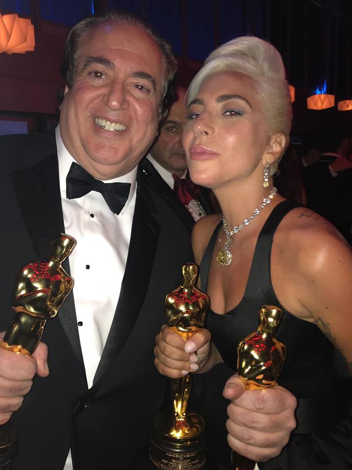 TonyLipsRest's tweet image. Jersey Italians Stick Together! Nick &amp;amp; Lady Gaga! 
@GreenBookFilm  Academy Award Winner For Best Picture! #GreenBook #GreenBookMovie Now experience the restaurant ! Tony Lip's in #FranklinLakes. tonylips.com. #ladygaga Call 201-904-2166. #bergencounty #NickVallelonga