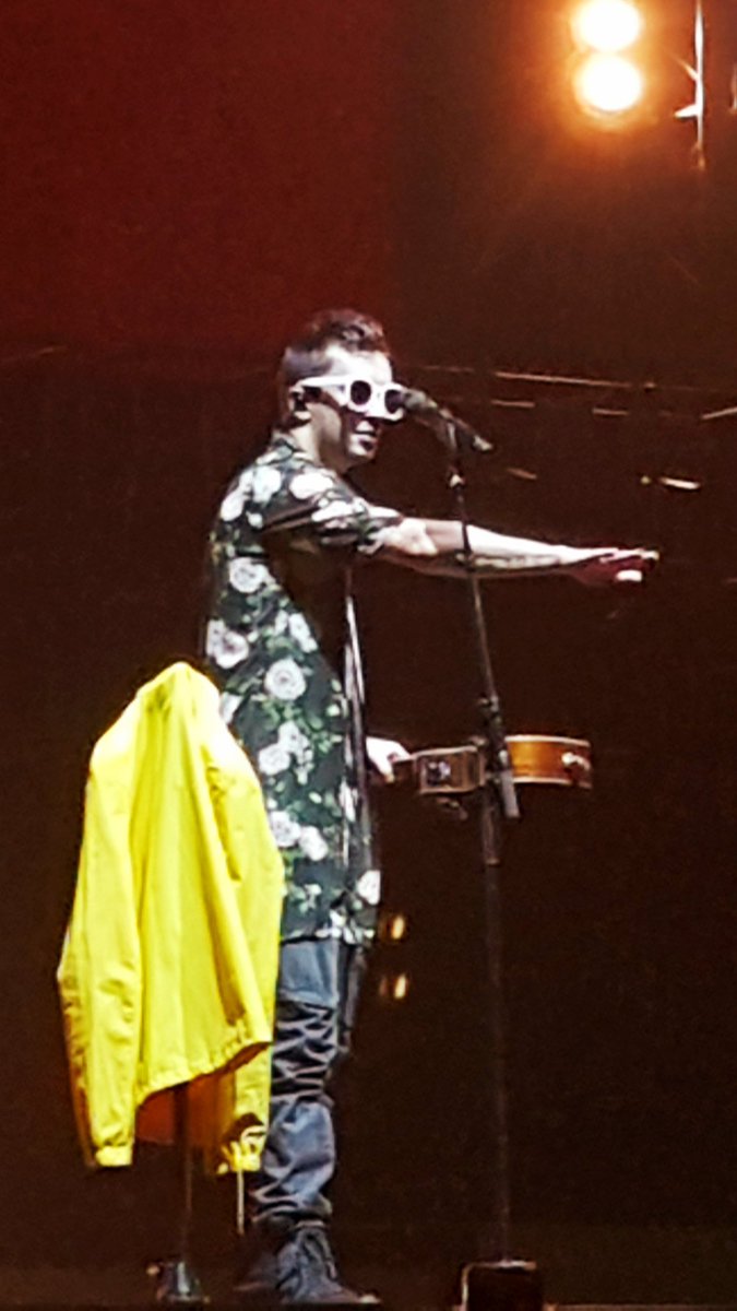 Mialyart's tweet photo. Thank you. Show no. 7 was a special one 💛🖤 ||-//
#twentyonepilots #banditocologne @joshuadun @tylerrjoseph @european_clique https://t.co/4i0CxFMIcp