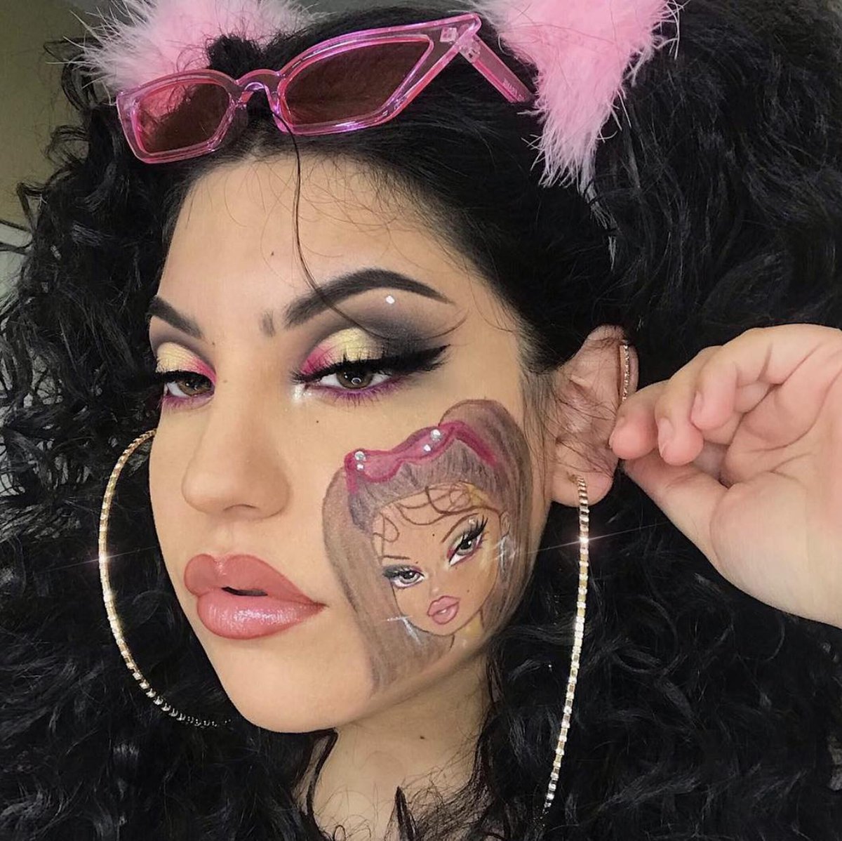 HardCandyLife's tweet photo. ๐ธ@4balissa #bratzchallenge drawing โ๐ฝ๐doll created by @martincantos. Hard Candy stroke of gorgeous liners hot pants + twisted grape
โข
โข
โข
#officialbratz #artistsoninstagram #makeupart #mua #passionforfashion #bratzcollector #martincantos #strokeofgorgeous https://t.co/simjDepnyA