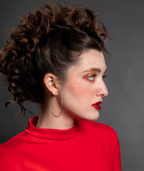 _Hospii's tweet photo. This bold updo is perfect for a classy night out! @acdoeshair killed it with this fiery &amp; curly mohawk 💥
• 
• 
• 
#updo #brunette #auburn #mohawk #curly #curlyhair #hair #hairstyle #hairstylist https://t.co/GrvLc9UXv3