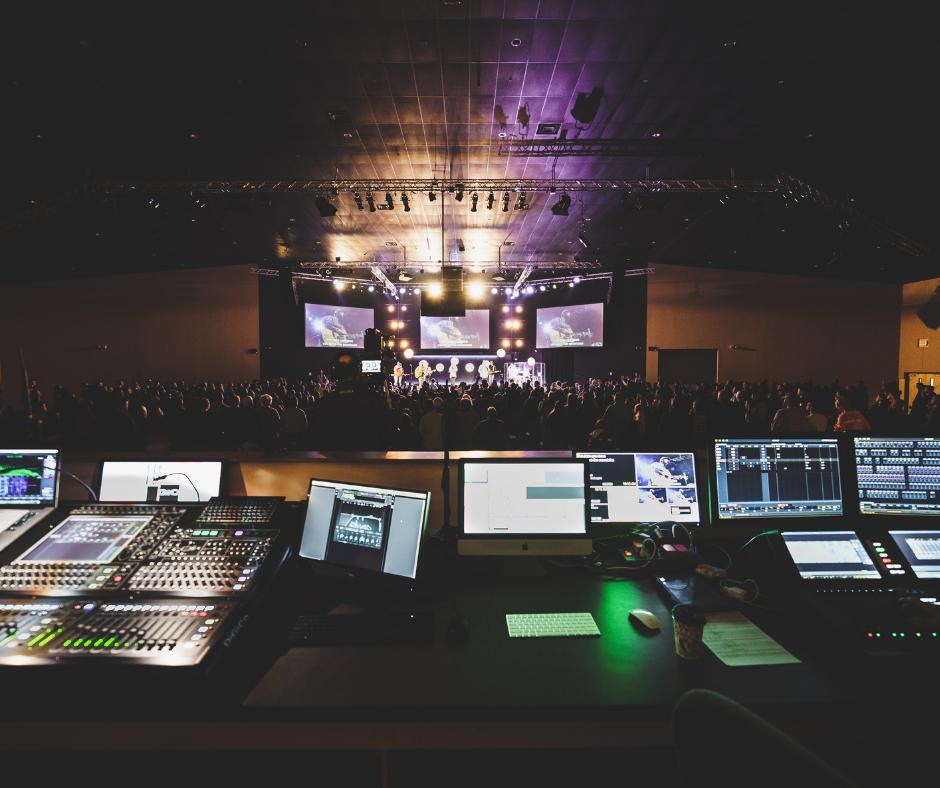 ExpMorris's tweet photo. Integrating state of the art audio and lighting packages to enhance your audience experience... It's what we do π #MorrisIntegration #AVLinstall https://t.co/dde6WLbueR