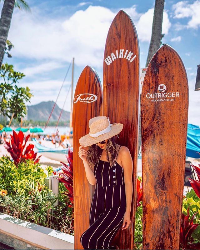 bluenotehawaii's tweet photo. Totally digging this new surfboard wall at the @outriggerwaikiki! Snag a photo here before heading to a show—perfect #instabrag content for all your friends NOT living the #hawaiilife 😂 #outriggerwaikiki #waikikibeach #bluenotehawaii #jazzclubonthebe… https://t.co/tFB2jgwJEJ https://t.co/k1tcWuUz1D