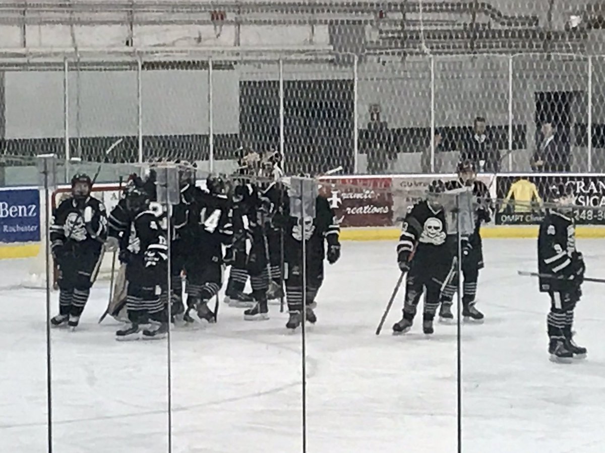 Pirates moving on to Regional Semi-Finals!!
Game Day Wednesday, 2/27 vs Pontiac Notre Dame Prep at Wallace Ice Arena in Bloomfield Hills!!
Pirates take the ice for warmups at 4:35pm, Puck Drops at 5pm!!
Let’s bring the NOISE Pirate Fans!☠️