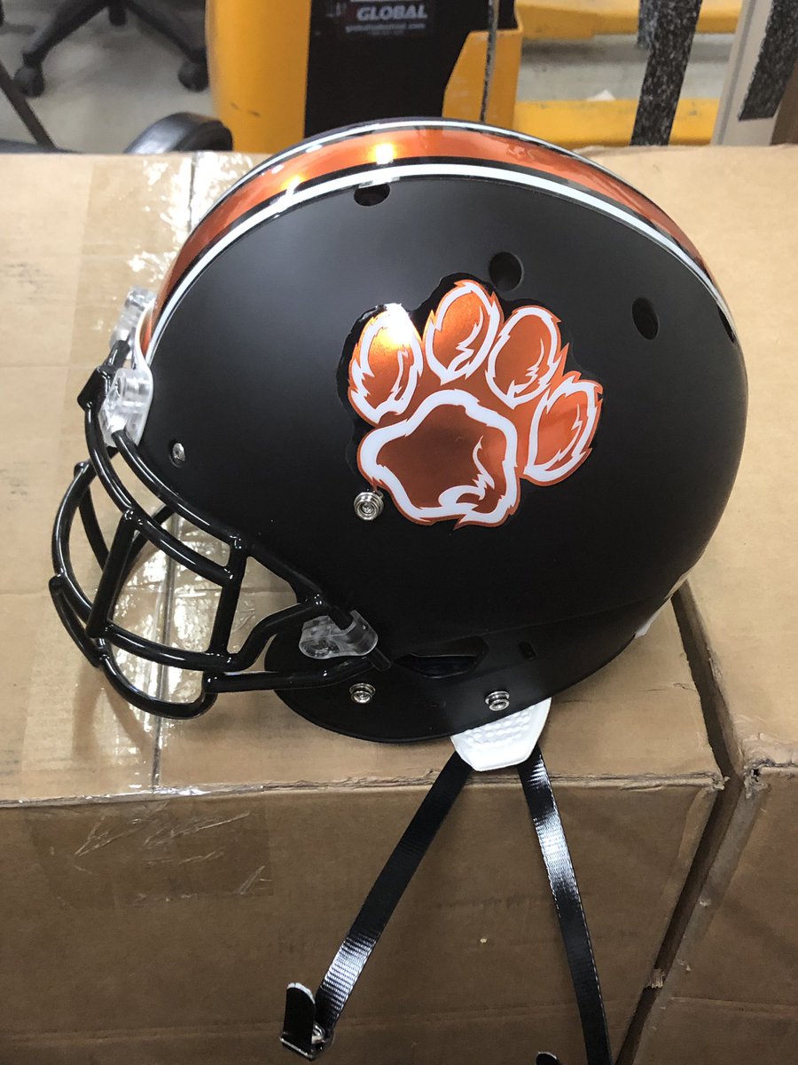 Helmets are in! Bring on the new season! <a href="/MTHSAthletics1/">MTHS Athletics</a> @DOConnor2488