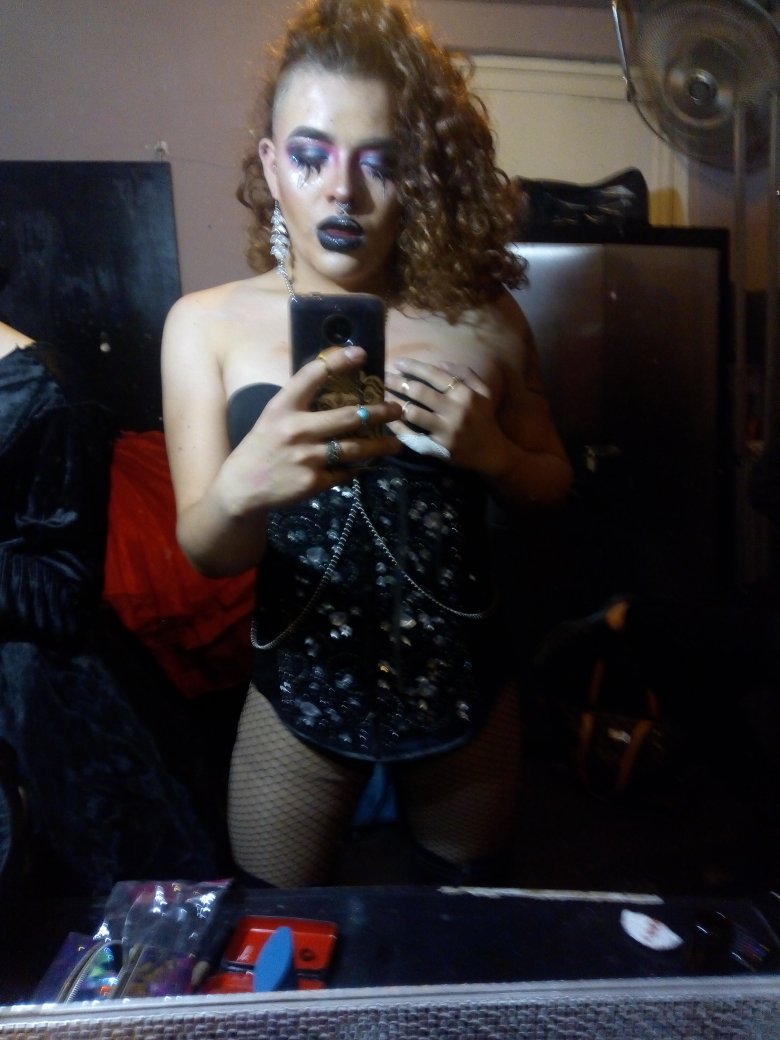 soyalejooficia1's tweet photo. Karola Blake
.
.
.
.
.
#karolaBlake #DragQueen #drag #dragshow #showqueen #dragmx #draggay #gay #gaymx #gayart #LGTB https://t.co/yN7p3QjSSy