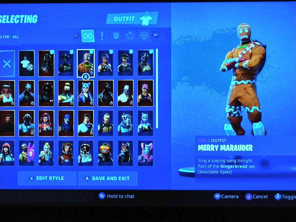 wkeyer's tweet image. Giving away a Black Knight account! 

Must follow @MessiGives @Krazykidjc @FateExtro @Stratifylul @qtMoodz @TipsWasTaken @greendayluna 
Like &amp;amp; Retweet 
Ends at 75 retweets
The pic is ass, don't judge