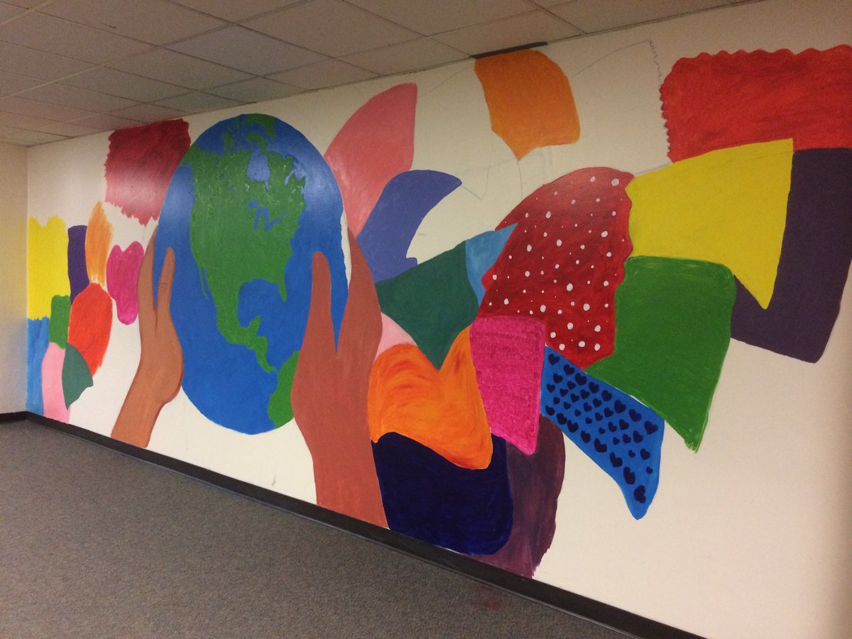 CauserLaura's tweet photo. Mural painting and touch ups https://t.co/WT9EBjetrV