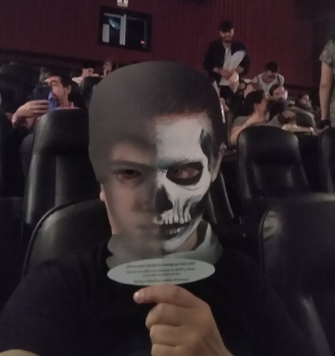 DanielBernalY's tweet image. Ya en el Avant Premiere de #Maligno gracias a los amigos de @CinetopiaChile 
#QuePasaConMiles #Cinetopia