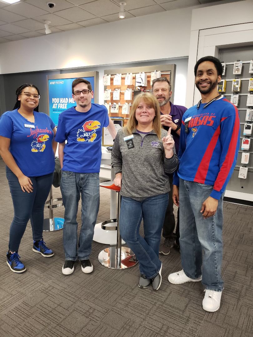 Leavenworth AT&T tweet media
