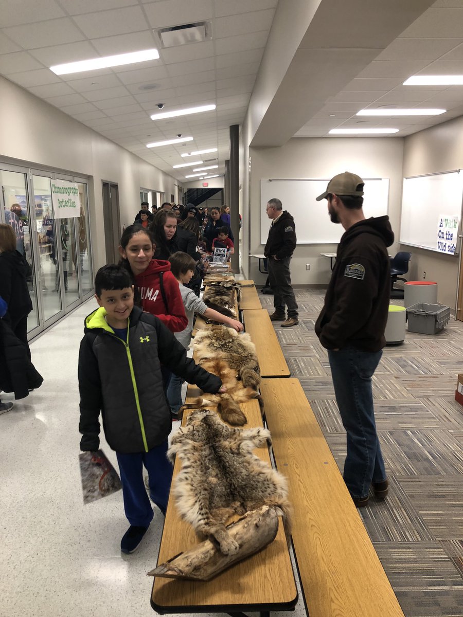 CalhounBiology's tweet photo. #RedDemonStem https://t.co/0x74fJIhv3