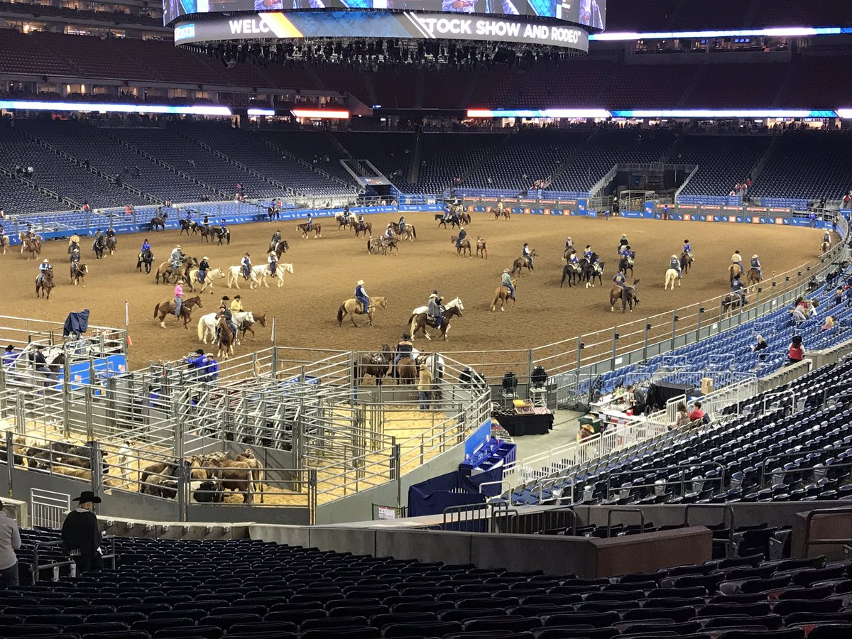 Waiting for the rodeo to start #Houstonrodeo