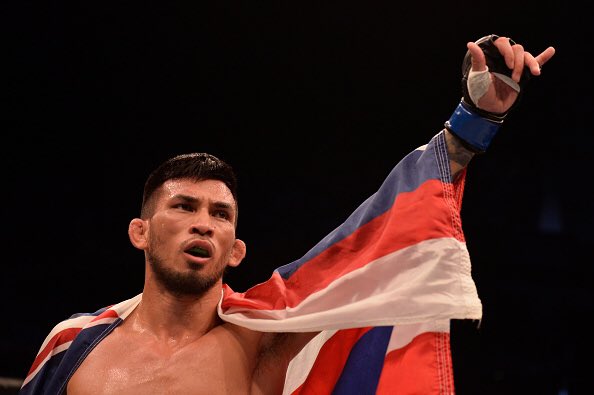 mdesantis24's tweet photo. Russell Doane (@RussellDoane135) talks upcoming #DestinyMMA fight with Diego Silva, signing first bout since UFC release last year, wanting to get back to the UFC, competing in Hawaii and more: https://t.co/lyOxFxi9ak https://t.co/03PGZe6TBy