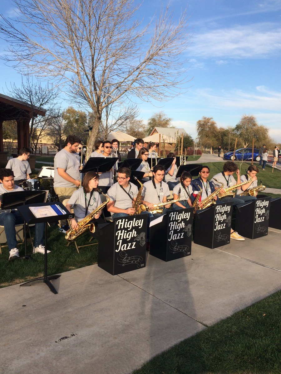nancydiab11's tweet photo. So excited to have our jazz band playing at the power Ranch HOA meeting! #thehiglife https://t.co/u8XaAUS3Jd