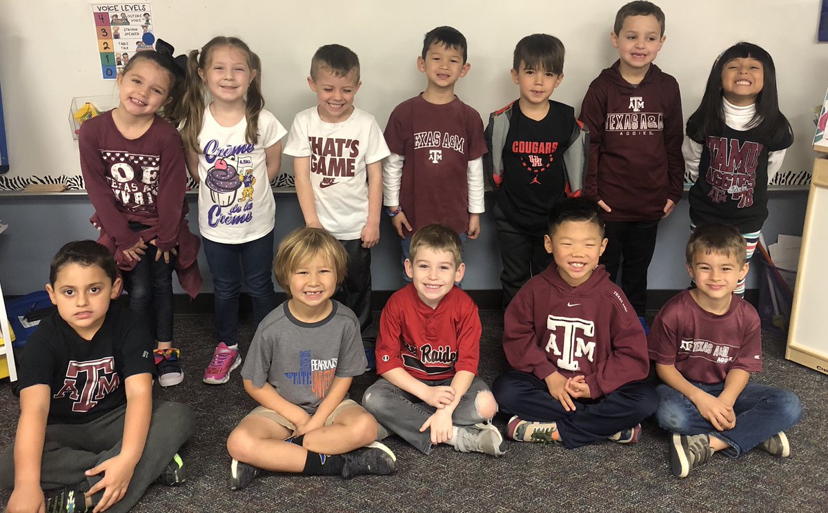 Candice Huffman (@goeschuffman) on Twitter photo Kicking off Dr. Seuss Week with “Oh the Places You’ll Go” College Style 😎 <a href="/TISDWES/">Wildwood Elementary</a> Kicking off Dr. Seuss Week with “Oh the Places You’ll Go” College Style 😎 <a href="/TISDWES/">Wildwood Elementary</a>