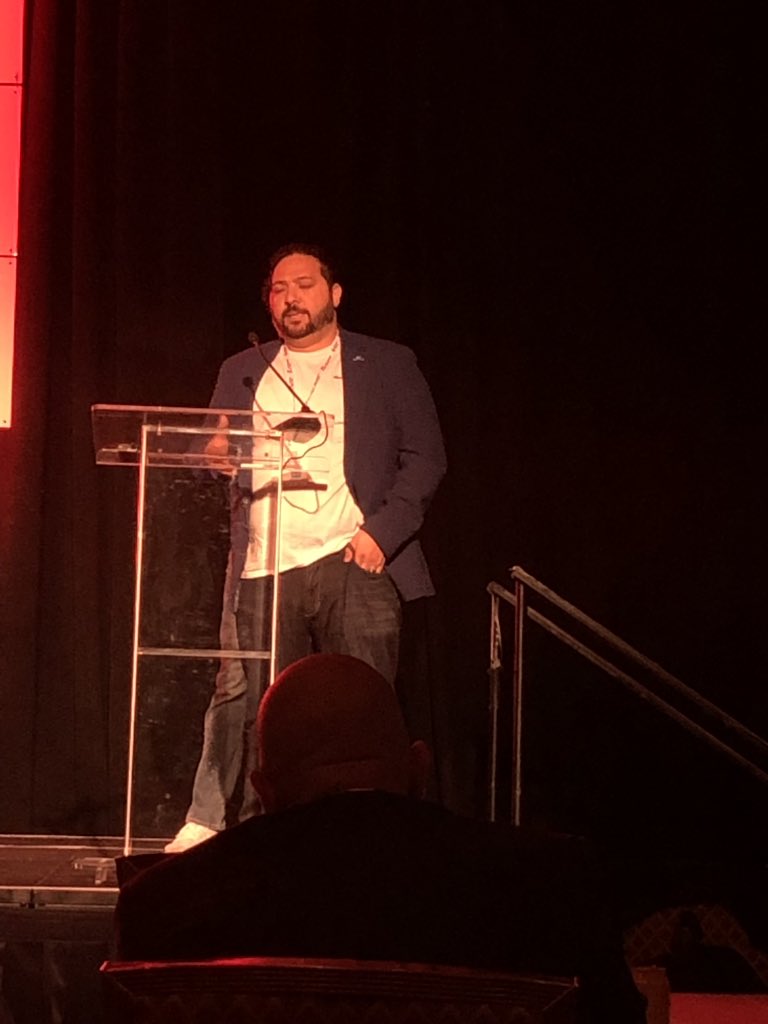 RsharrisL's tweet photo. This is a great concept 👉🏽 Let's get him in the airport #AXConference19 #RSHarris https://t.co/4dYaj7MLPn
