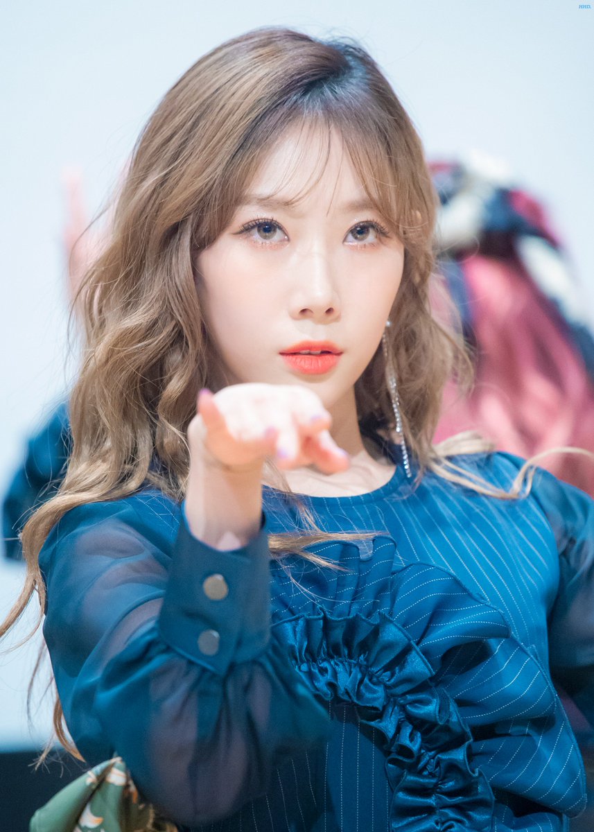 190223 팬사인회 1pic

한장충

#드림캐쳐 #한동 #Dreamcatcher #Handong <a href="/hf_dreamcatcher/">드림캐쳐 Dreamcatcher</a>