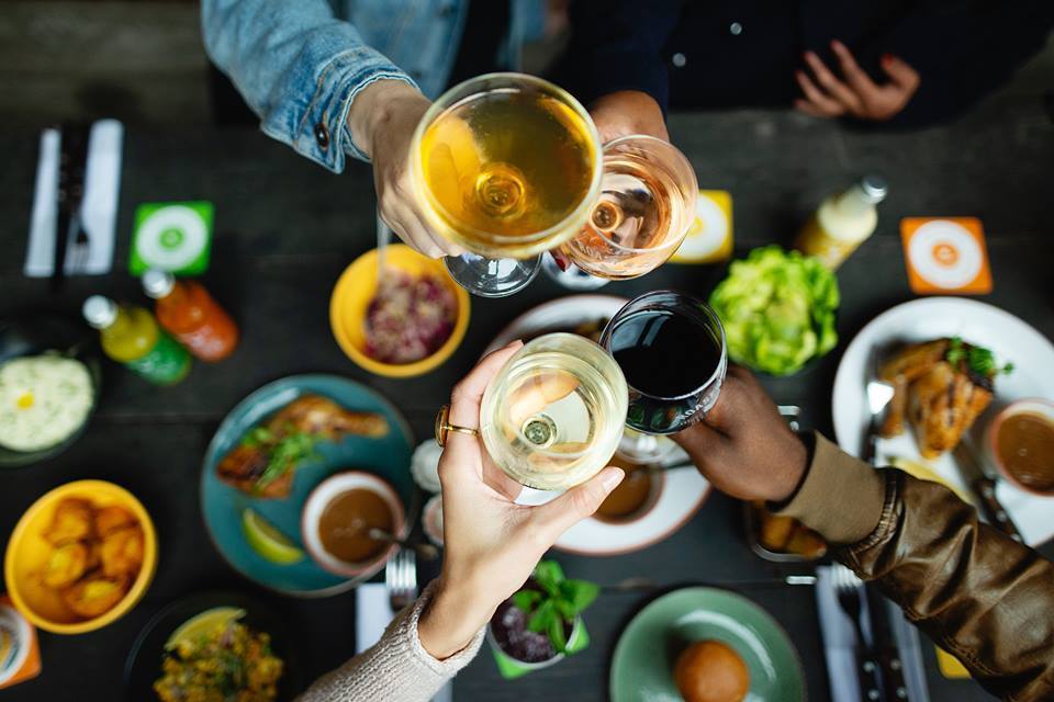 TrendE2018's tweet photo. Instead of being stuck in the afternoon traffic after work or letting your student budget stop you from living your best life, enjoy these two-for-one and half price deals all around Cape Town during happy hour.
Article: Elizna… https://t.co/p2PjgdNC7o https://t.co/yccDlL6pgz