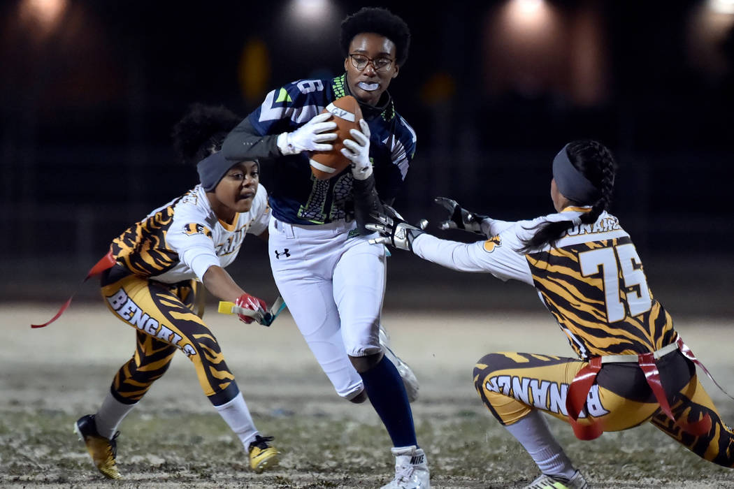 Class 4A: Deborah Grant rushes Green Valley to championship dlvr.it/QzhbLj