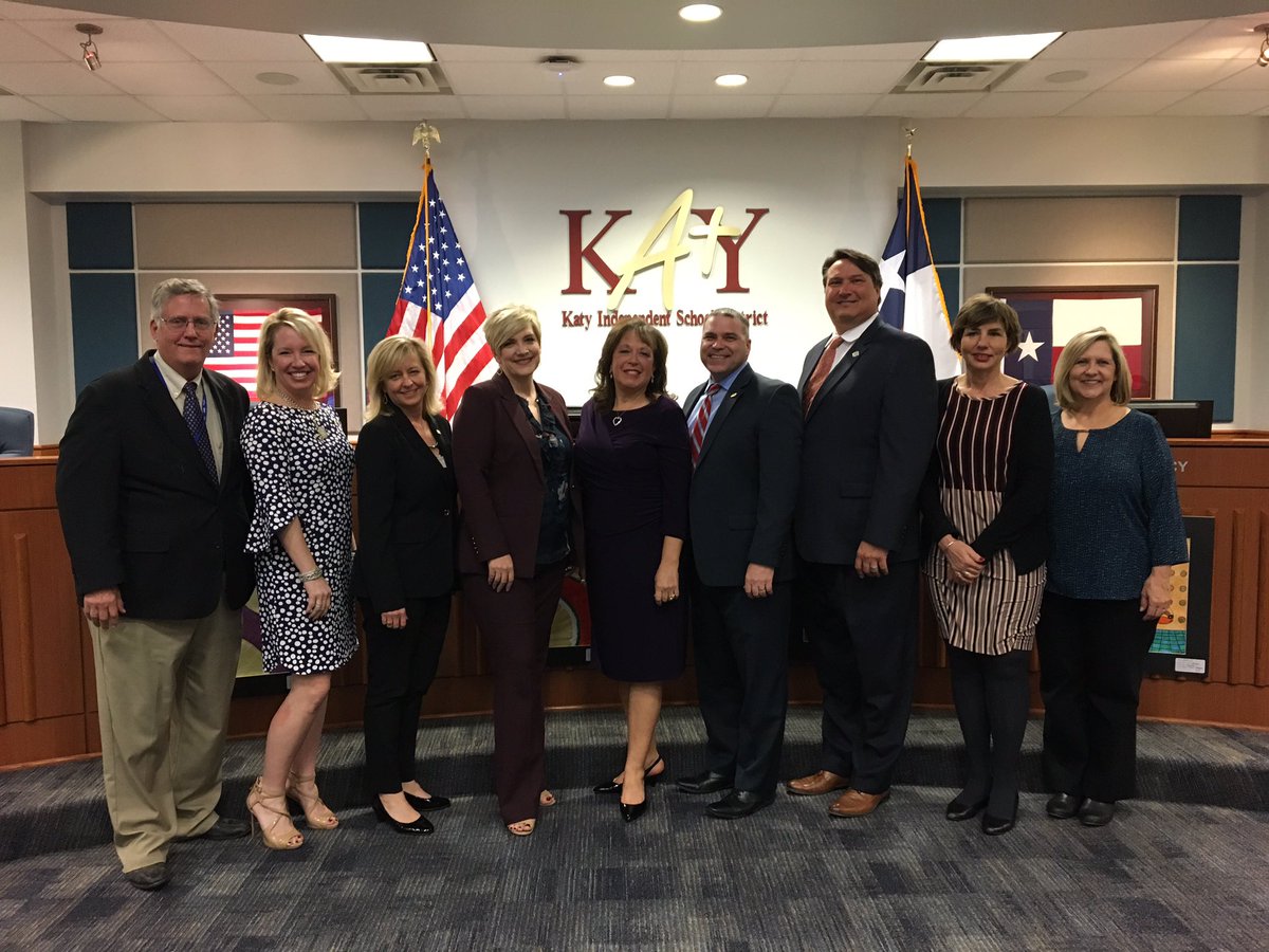 Congratulations to Olga Leonard!!! Elementary #42 will be named after this great educator!! #creatingthefuture