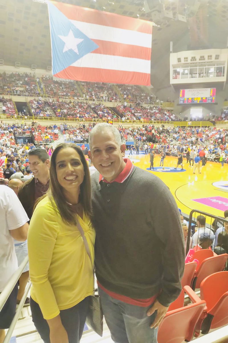 rossana_pr's tweet photo. ¡VICTORIA para #PuertoRico! El deporte más allá de unir culturas también nos hace palpar ese orgullo pueblerino. #ArribaPR #EquipoNacionalDeBaloncesto https://t.co/GIULgqBYKl