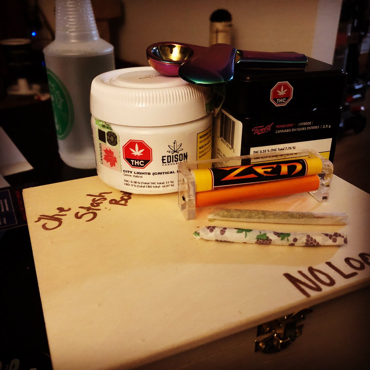 weedhigh5's tweet photo. New week new gear! And new strain!
#marijuanagrowers #recreationalmarijuana #high #joint #legal #pipe #pipesmoking #stash #organic #weed #weed🍁 #nightcap #rollyourown #cannabis #cannabiscommunity #cannabisculture https://t.co/QCcbQuORJ0