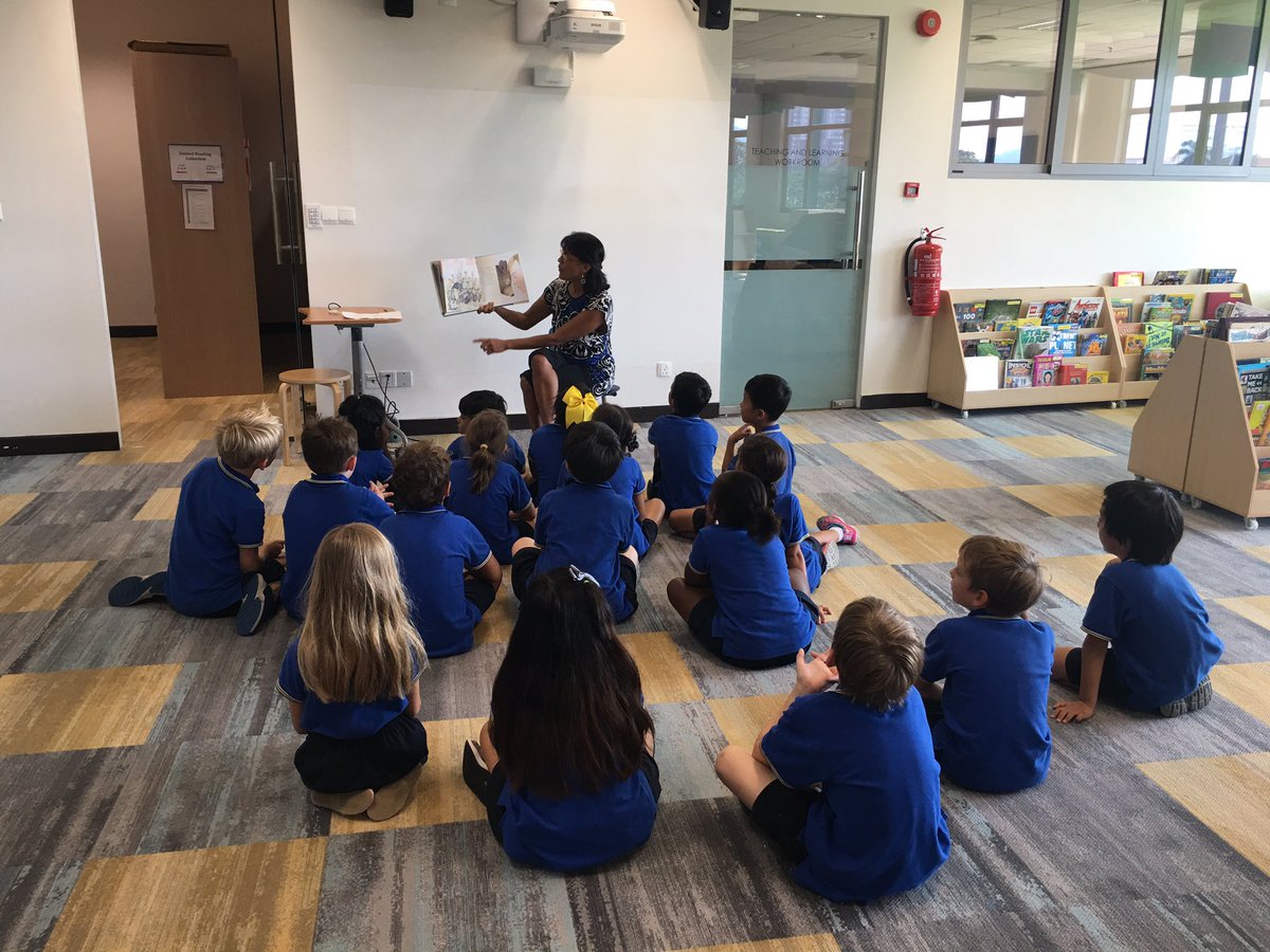 Elyabdrahman's tweet photo. 2ER is enthralled with Ms. Suji’s book of choice, Finding Winnie. #ISKLgr2 #isklproud https://t.co/YFzrb179g3