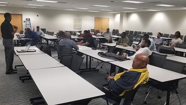 100BlackMenJax's tweet photo. This evenings monthly meeting of #J100 minds after a successful #PathwaystoSuccessProgram orientation this past Saturday. There is a lot coming up, be on the look out! #100BlackMenJax #Whattheyseeiswhattheyllbe #DuvalCounty #igersJax https://t.co/4FKwiqrFrt