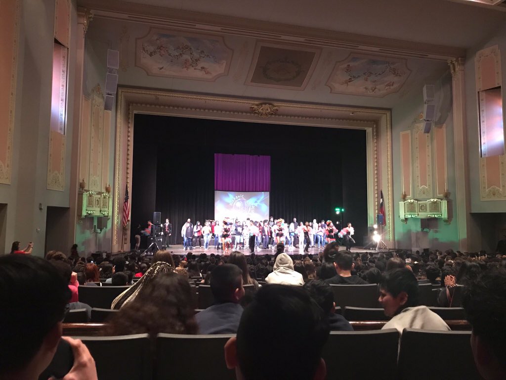 ClasedeCampbell's tweet photo. 8th grade Spanish class and Spanish club officers at Julie Rogers Theater attending the Hispanic Flamenco Ballet in Beaumont. 🇲🇽 https://t.co/htvzjPGQeg