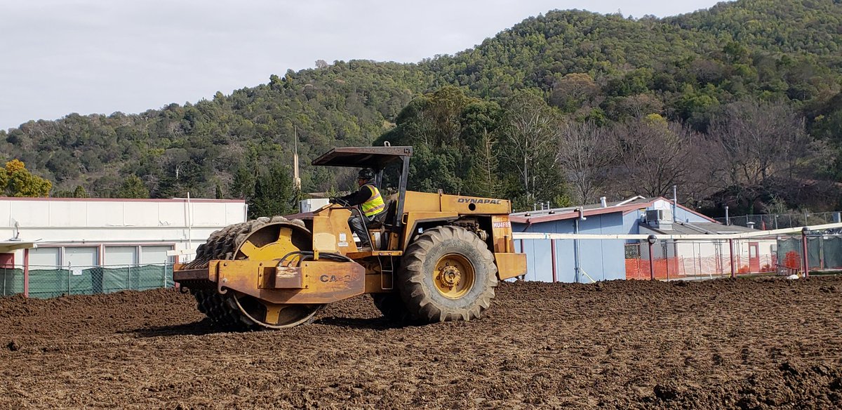 xalossss's tweet image. #javalín #construction #grading
