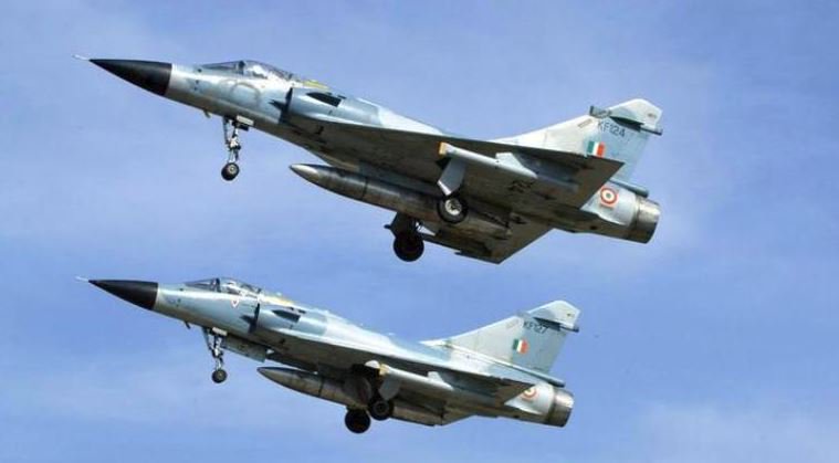 పీవోకే ఉగ్రవాద స్థావరాలపై భారత్ బాంబుల దాడి rajnewstelugu.com/NewsDetails.as…