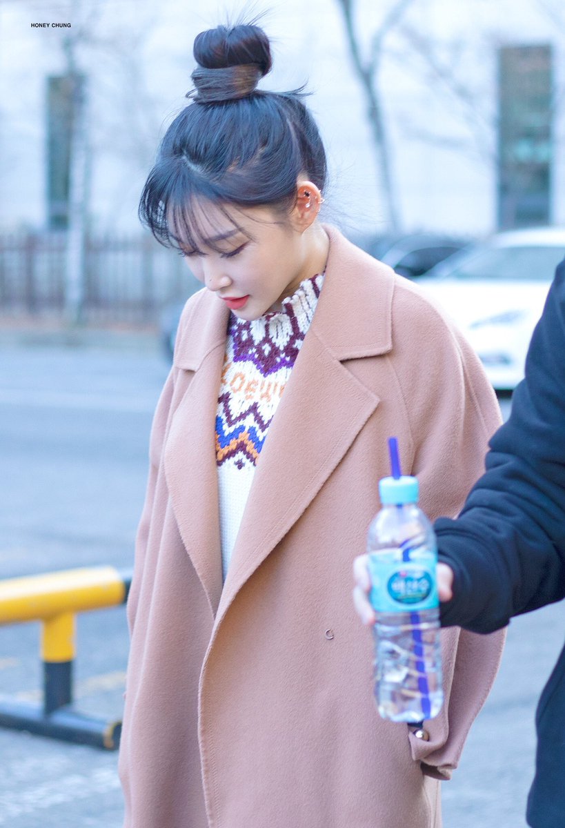 chunghaarchive's tweet photo. 190118
— honey chung {#김청하; #청하} https://t.co/19M642C6Pv