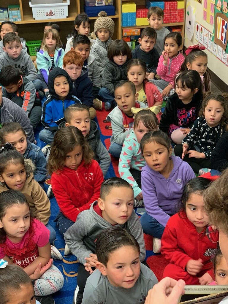 cathy_cduffy's tweet photo. We love guest readers! Thank you, Mrs. Pemberton! https://t.co/w6hxLIHMg3