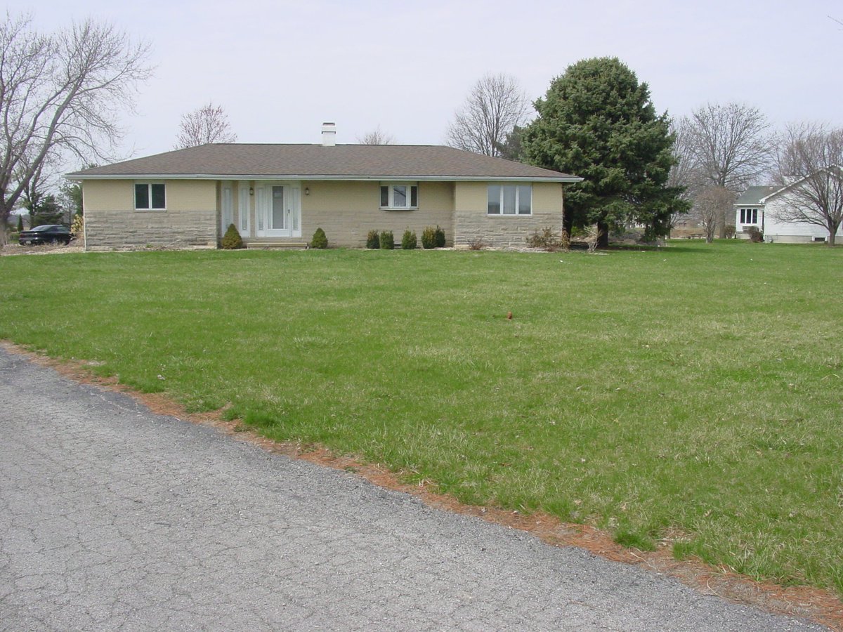 MBCManagementSP's tweet photo. 9235 Gordon
217-525-5777
4 bed 4 bath on private pond
School: Chatham Schools
2 Car

https://t.co/P09gttMfKl
@MBCManagementSP https://t.co/nxYGLo60O0