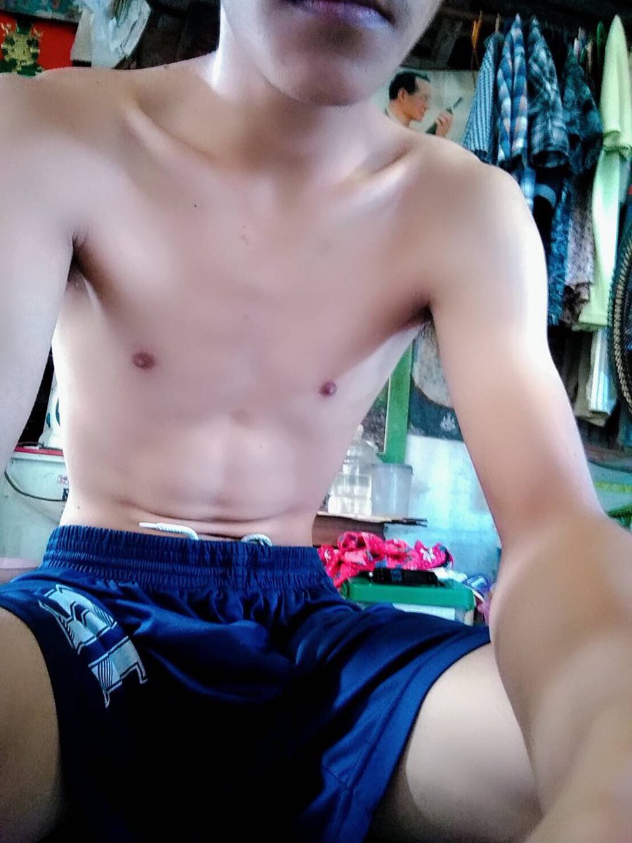 loveguy_only's tweet photo. เด็กลาดพร้าว น่าดี https://t.co/wOrOPCbY6Y
