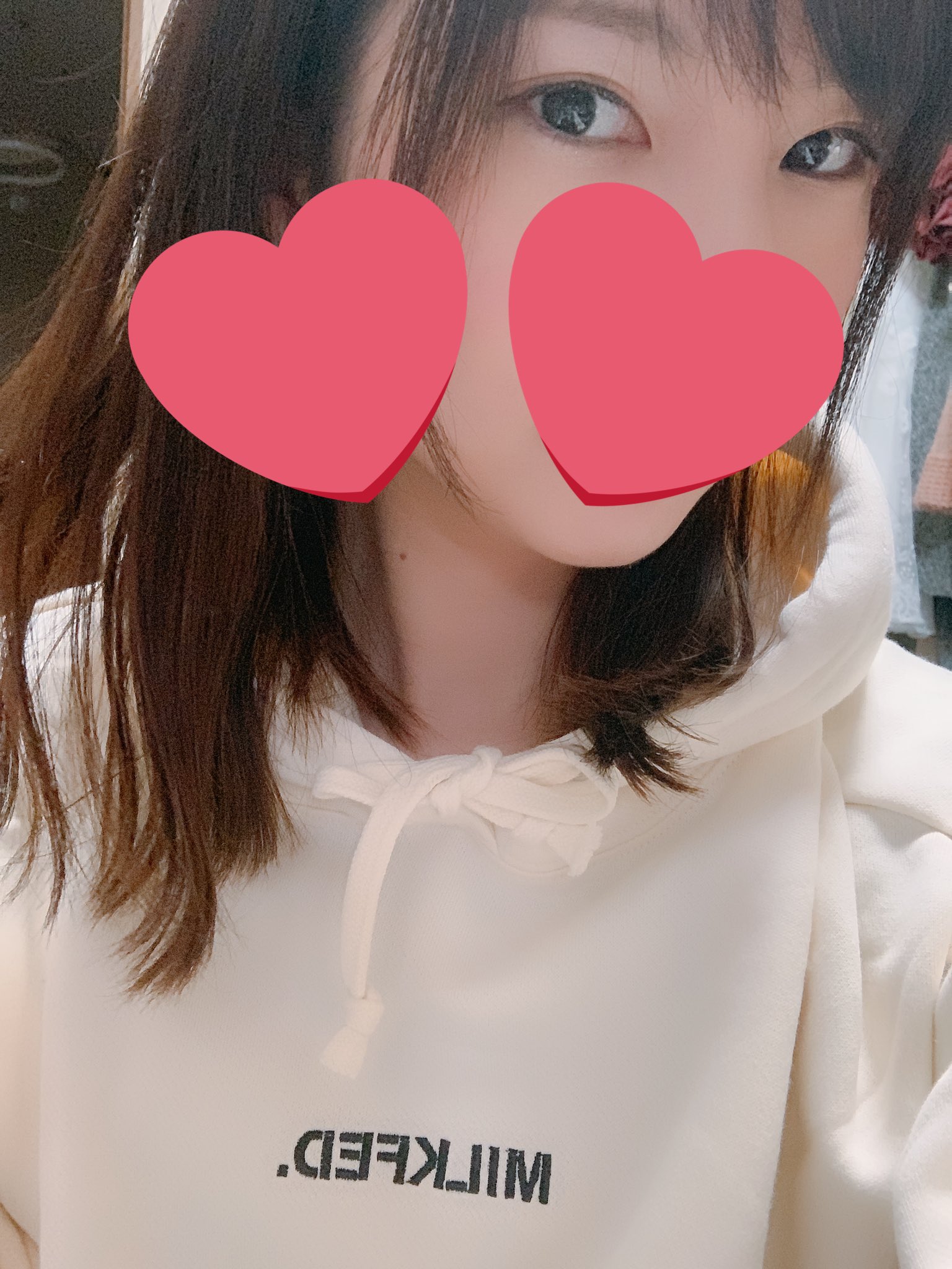 英理華 最近ミルクフェド 大好きすぎるねん 盛れすぎて別人なったから顔隠す パーカー女子 ミルクフェド Milkfed T Co Yzacuku9qv Twitter