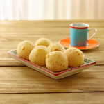 SocialNature's tweet photo. Crispy and golden on the outside and soft and silky on the inside 🤤You could try these @FornoMinas Brazilian Cheese Bites for #FREE! 

Click below for your chance to be selected. USA only.
https://t.co/fo2917qhAW https://t.co/DXBAQbhA1f